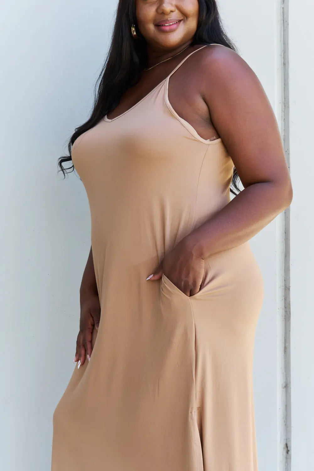 Pure desire maxi dress camel best sale