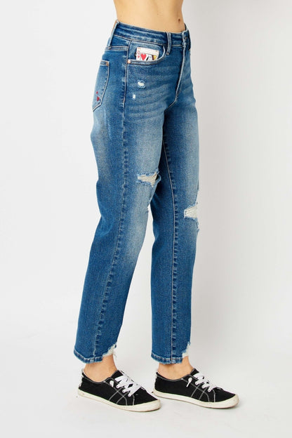 Judy Blue Full Size Queen Of Hearts Coin Pocket BF Jeans - Nikki’s Place