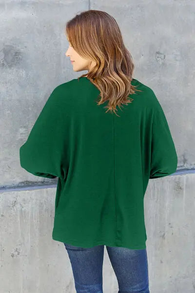 LongSleeveTee, RoundNeckShirt, CasualWear, ComfortableFit, VersatileStyle, EverydayFashion, WardrobeEssential, ClassicDesign, RelaxedStyle, FullSizeTee, StaplePiece, QualityFabric, FashionBasic, WearableComfort, EffortlessChic